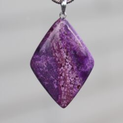 Edle Steine: Anhänger, Handschmeichler, Armbänder, Halsketten